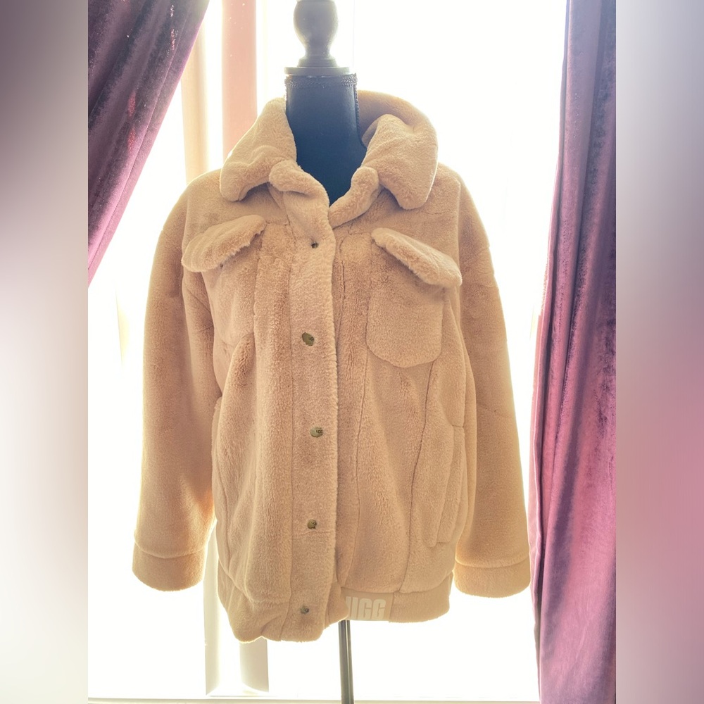 UGG Women's Frankie Sherpa Fleece Trucker Jacket
